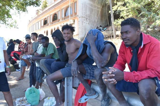 El Gobierno tramita ya una veintena de solicitudes de asilo tras la entrada masiva de migrantes en Ceuta