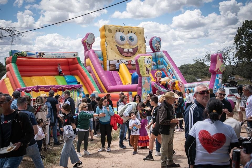 Así se vivió la romería de Nueva Ciudad en Mérida