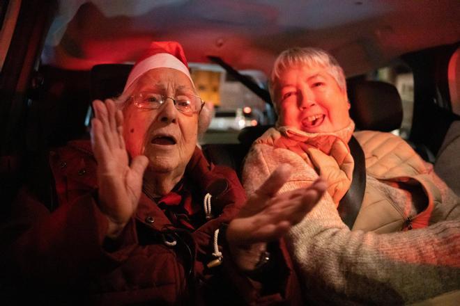 Paseo navideño en taxi por las calles de Palma: "Me hace mucha ilusión, hacía muchos años que no veía las luces de Navidad"