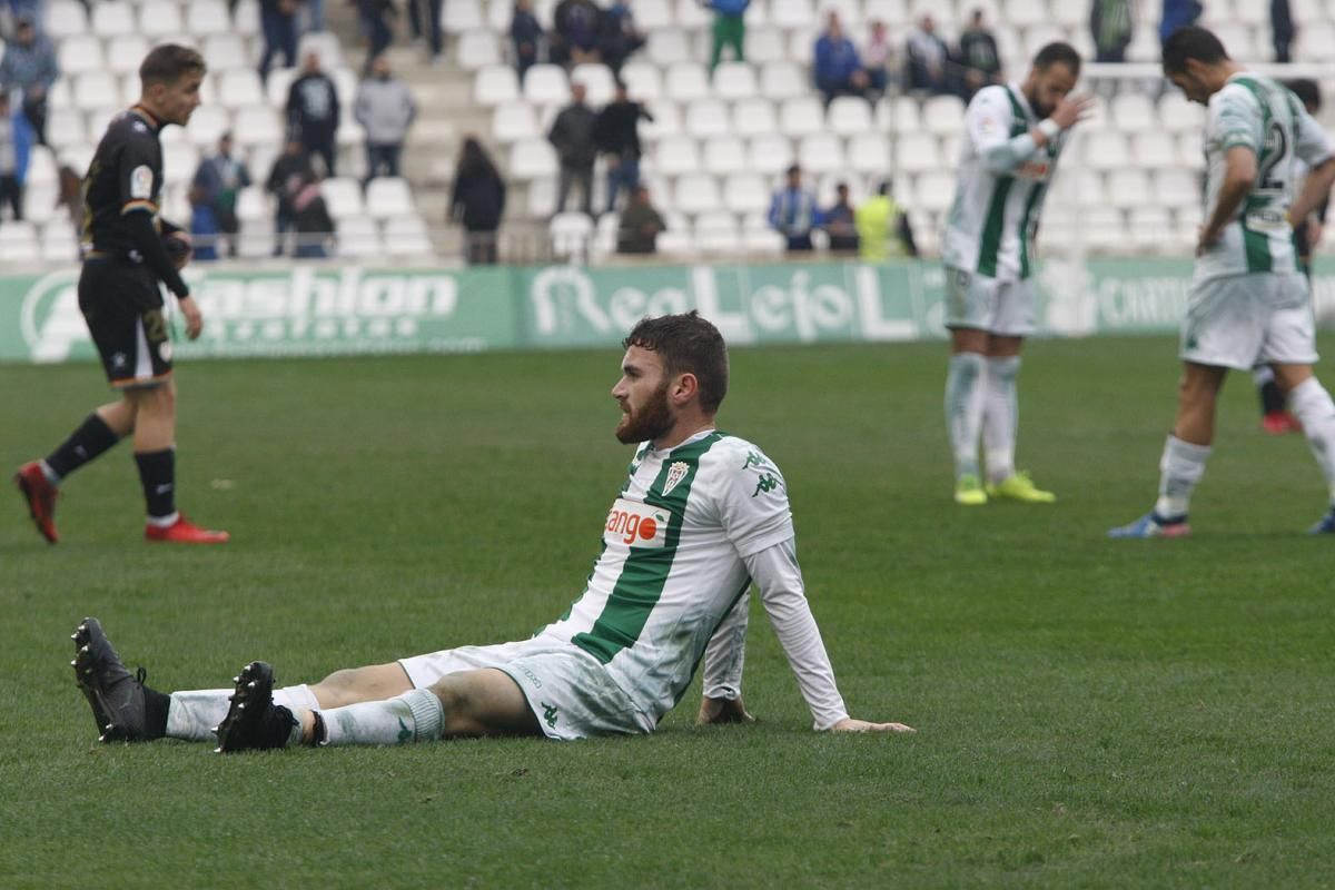 Las imágenes del partido Córdoba/Rayo Vallecano