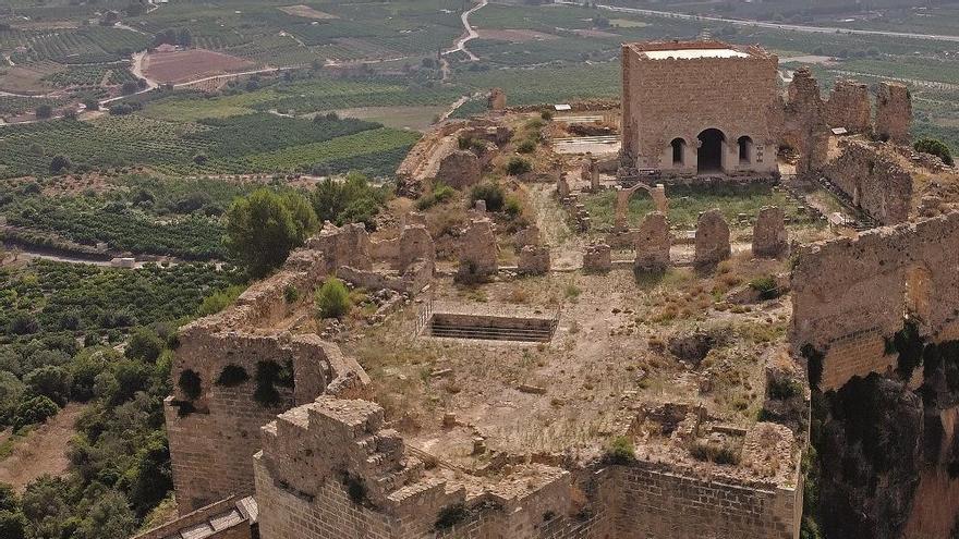 El castillo de la Montesa es otra de las joyas patrimoniales de la comarca de la Costera. ED