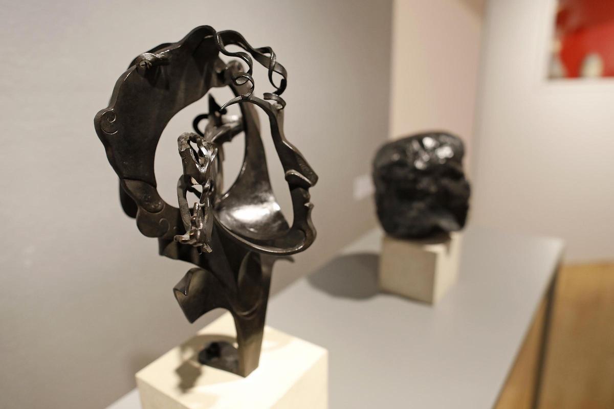 Les fotos de l'exposició 'Mestres de l’art català del segle XX. Col·lecció Bassat' al Museu d'Art de Girona