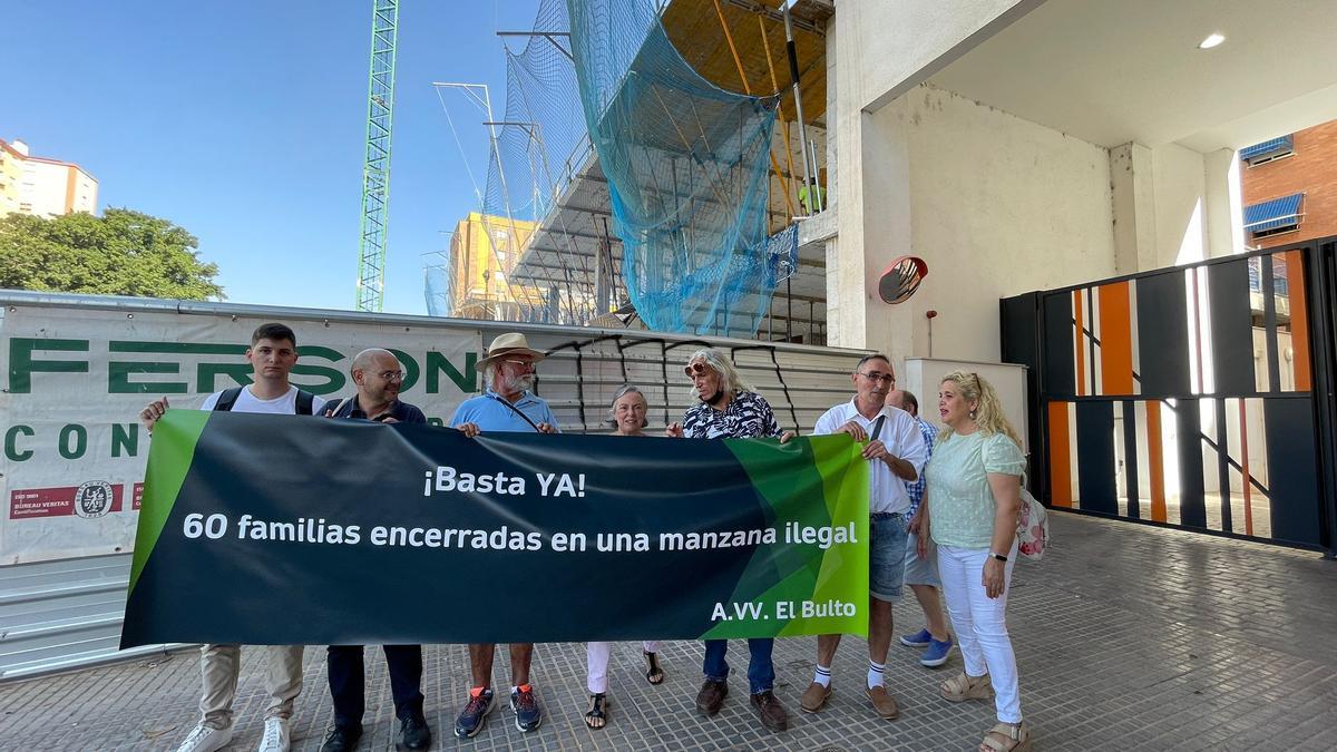 La Asociación de vecinos de El Bulto rechazan las obras de los bloques  de VPO