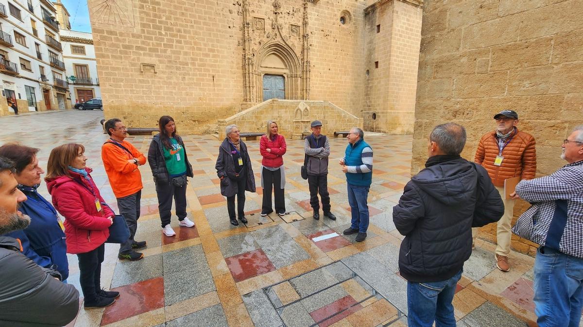 Los participantes en el congreso realizaron una ruta por el centro histórico de Xàbia