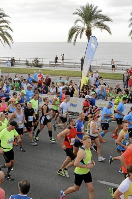 9.000 Läufer aus 49 Ländern gingen am Sonntag den 15.10. an den Start. In der Marathon Disziplin gingen die Deutschen leer aus.