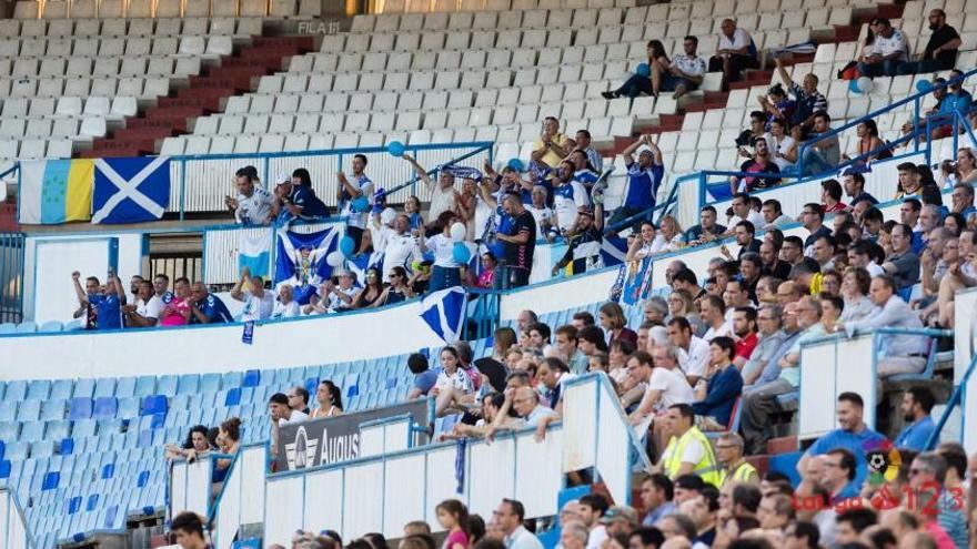 El Real Zaragoza cierra la temporada con otra derrota desangelada