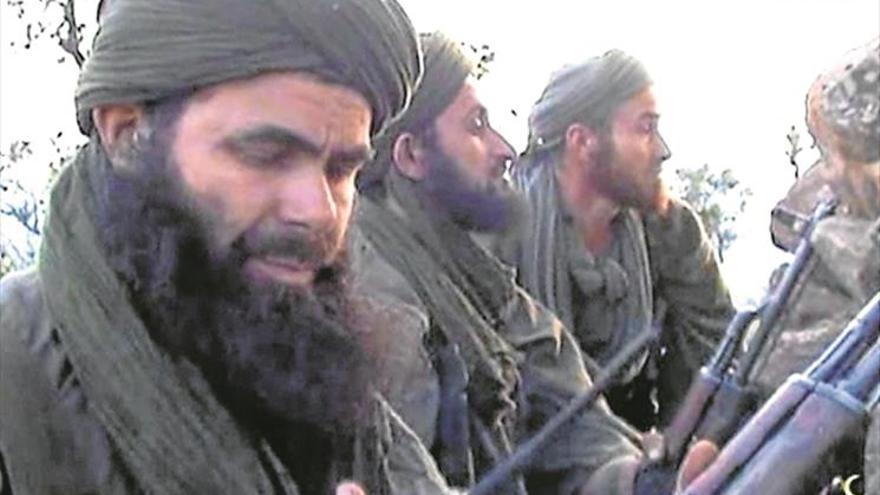 Francia dice haber matado al jefe de Al Qaeda en el Magreb