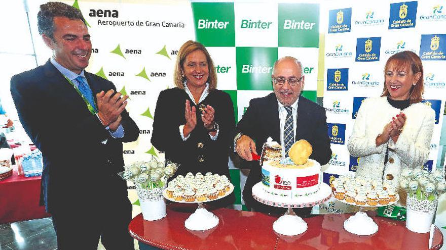 Inauguración de la ruta entre Gran Canaria y Vigo