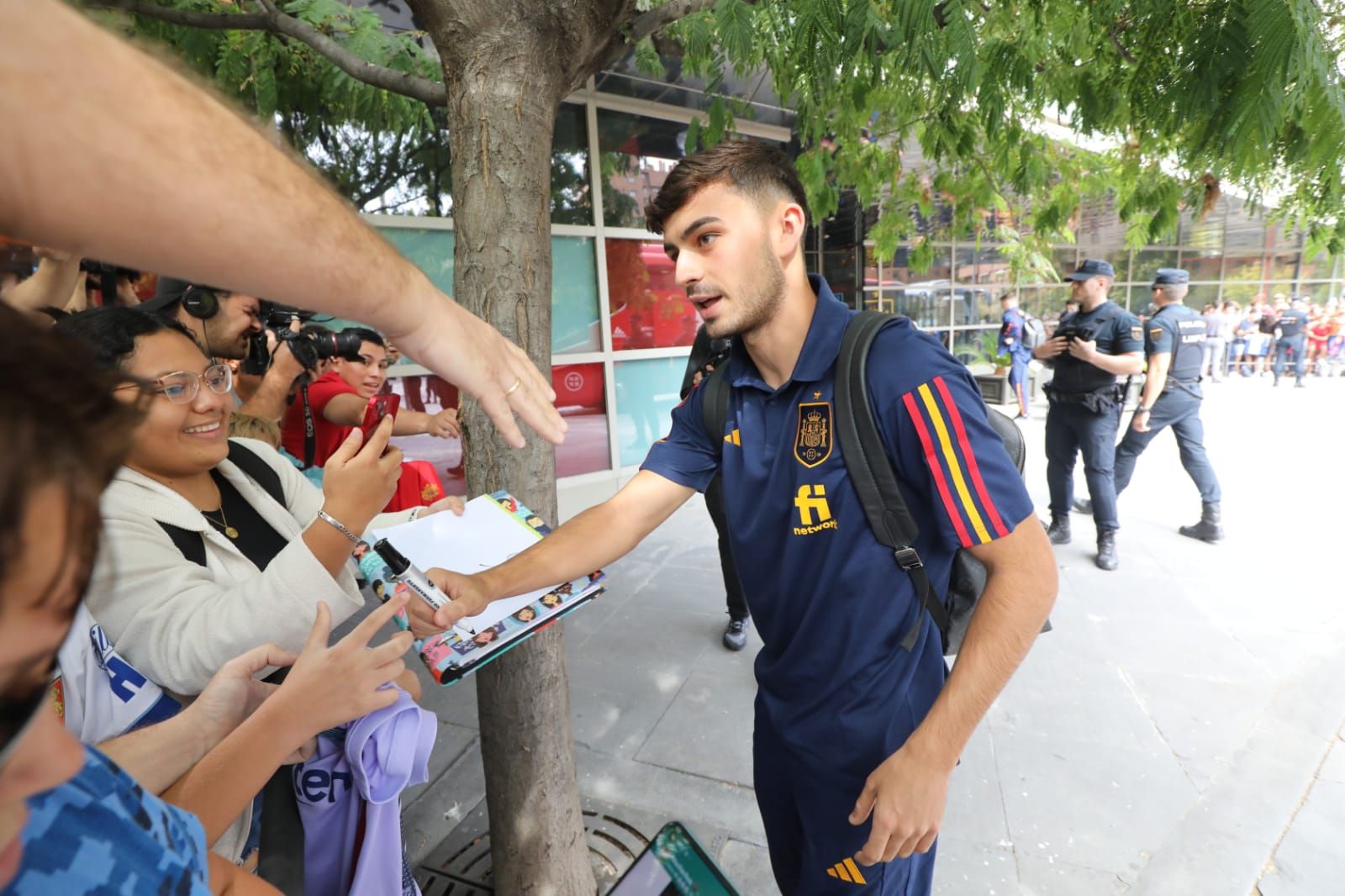 En imágenes | Llegada de la selección española a Zaragoza