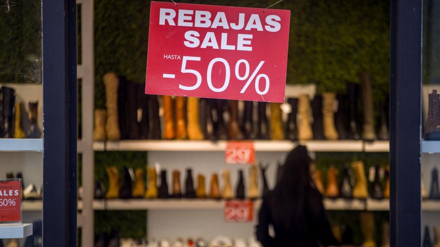 На Тенеріфе стартували перші розпродажі 2026: що купувати та як заощадити