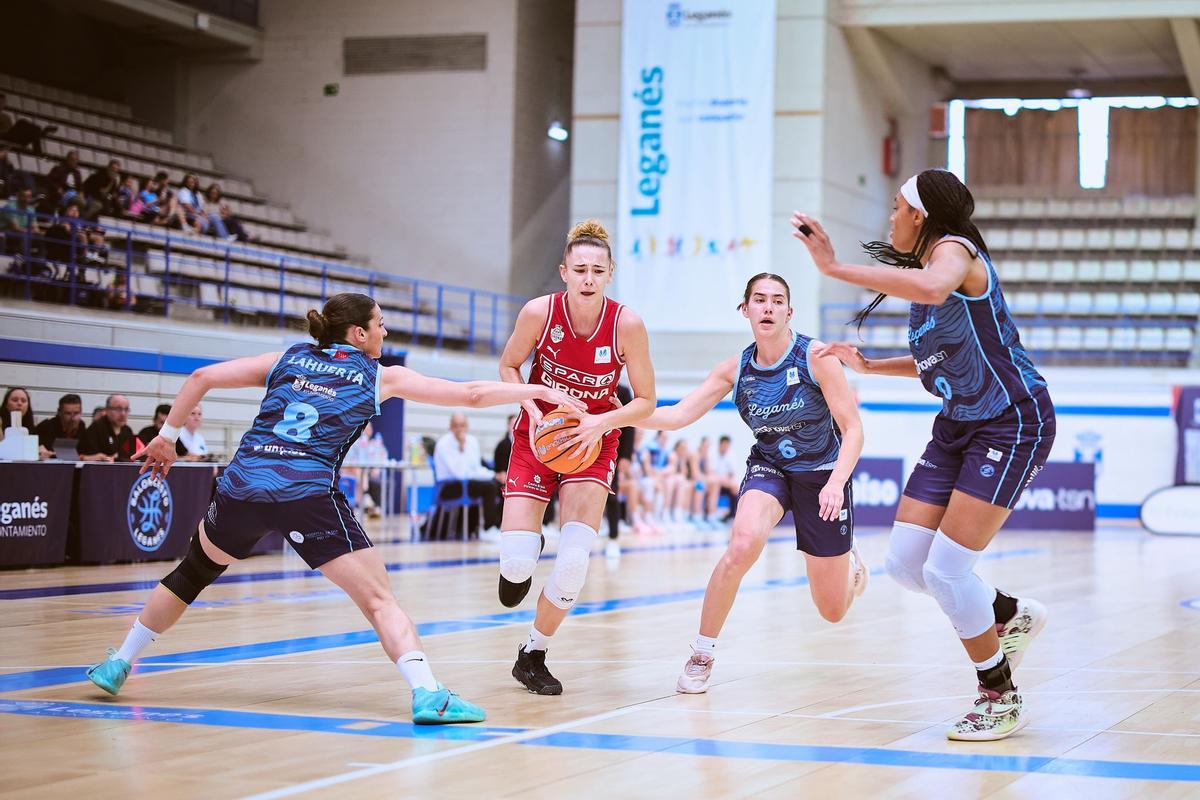 Les imatges del partit entre el Leganés i l'Spar Girona
