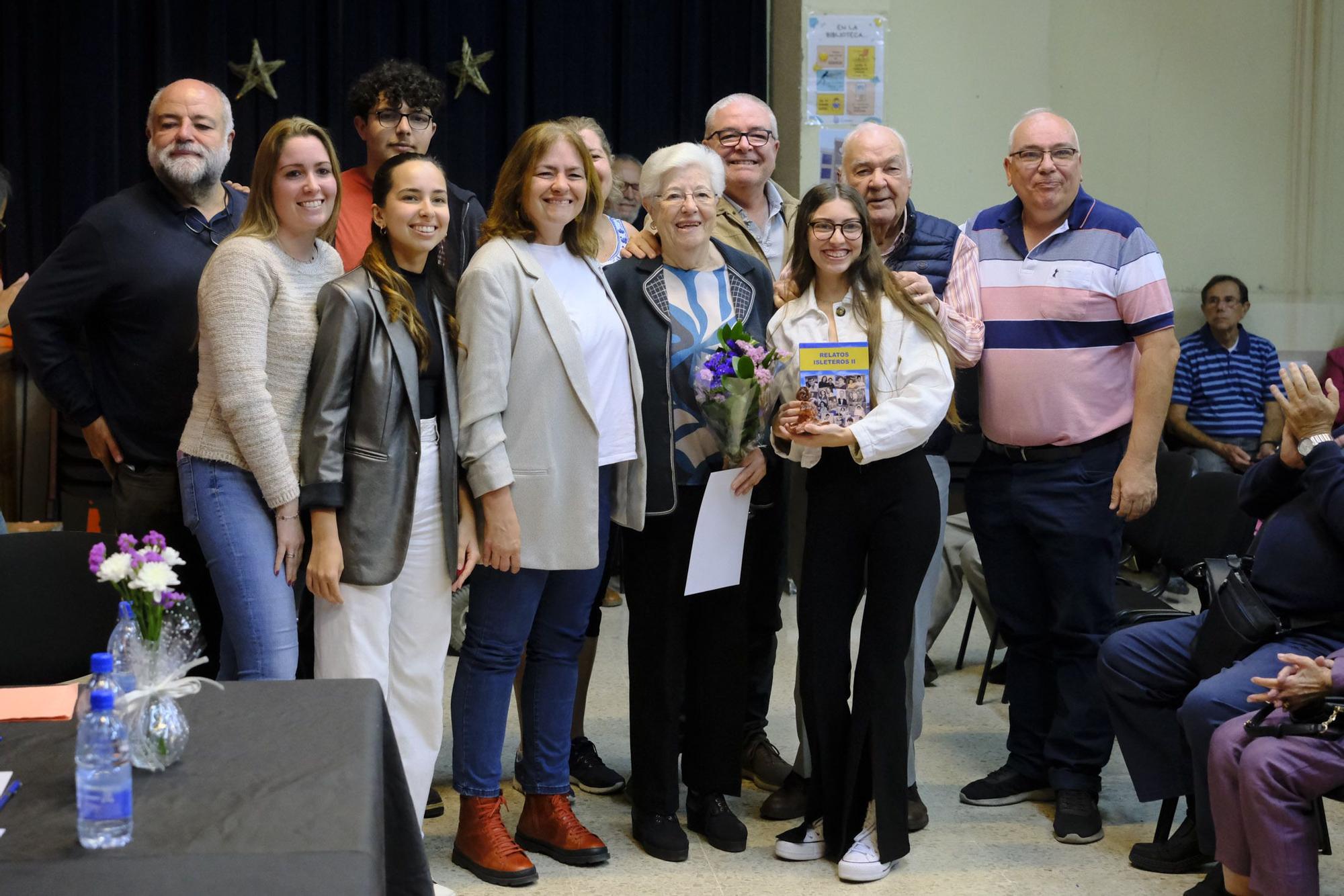 Entrega de diplomas de reconocimiento a isleteros destacados por el Día de La Isleta