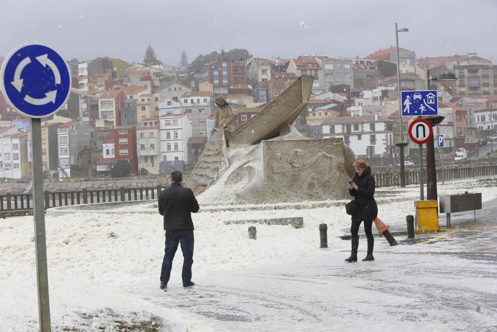 "Félix" desata la fuerza de los mares en la ría de Vigo
