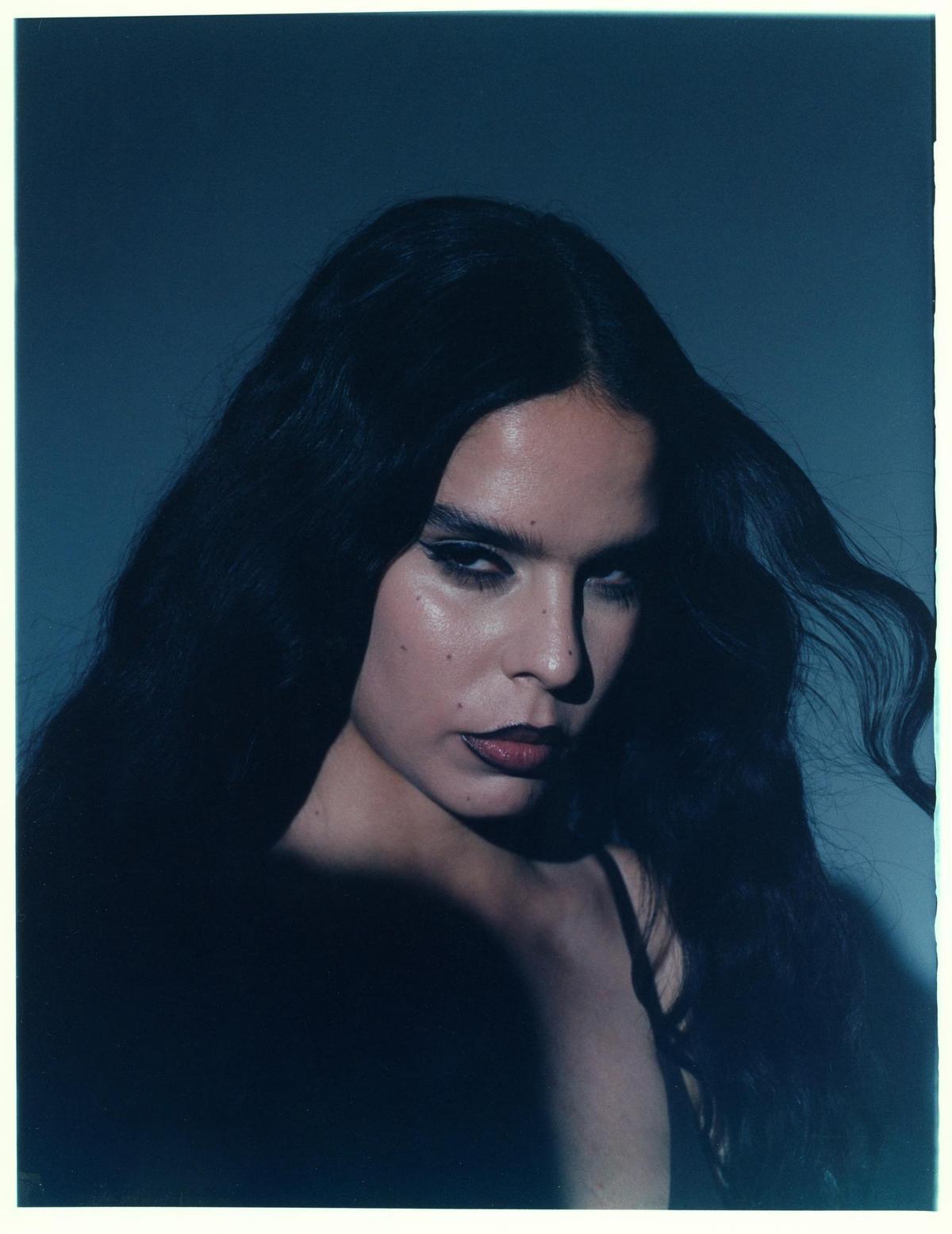 Ángeles Toledano, en una imagen de su disco "Sangre sucia"