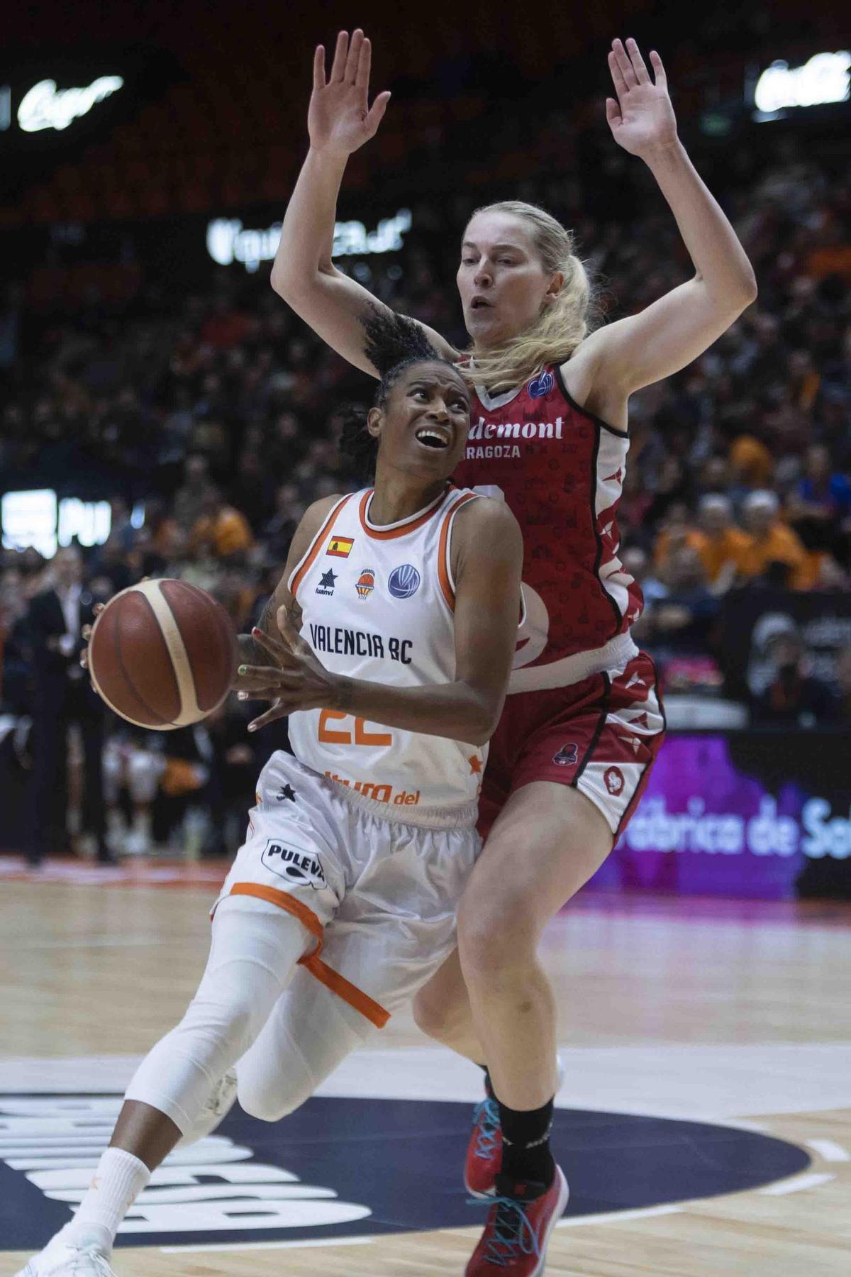 Partido Valencia Basket- Casademont Zaragoza
