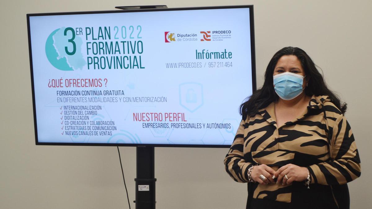 Dolores Amo presenta el tercer plan formativo del Iprodeco.