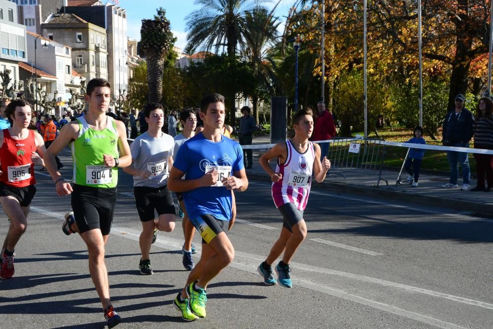 Penas y Gestido dominan en Cangas