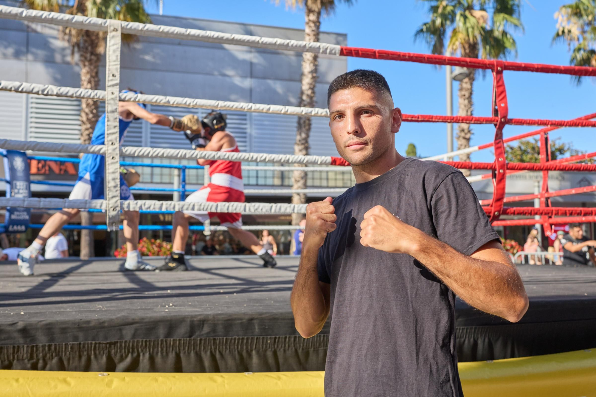 Les fotos de l&#039;entrenament a Platja d&#039;Aro de Cristóbal Lorente, campió continental de boxa