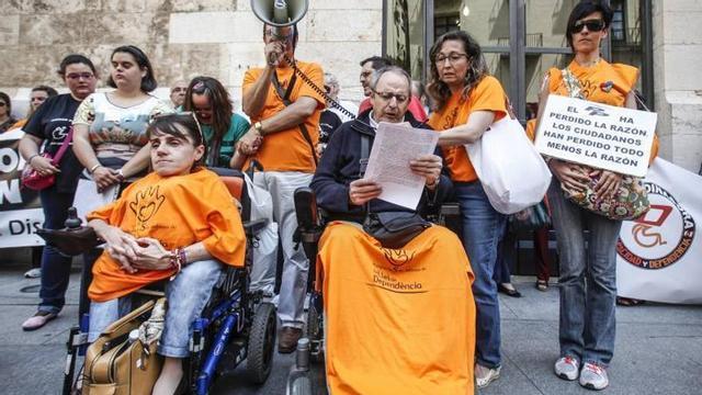 Retrasos de un año en los pagos a la dependencia en Castellón