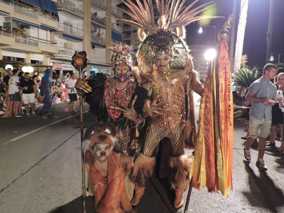 La bahía de Águilas se transforma en un gran teatro en su Carnaval de verano