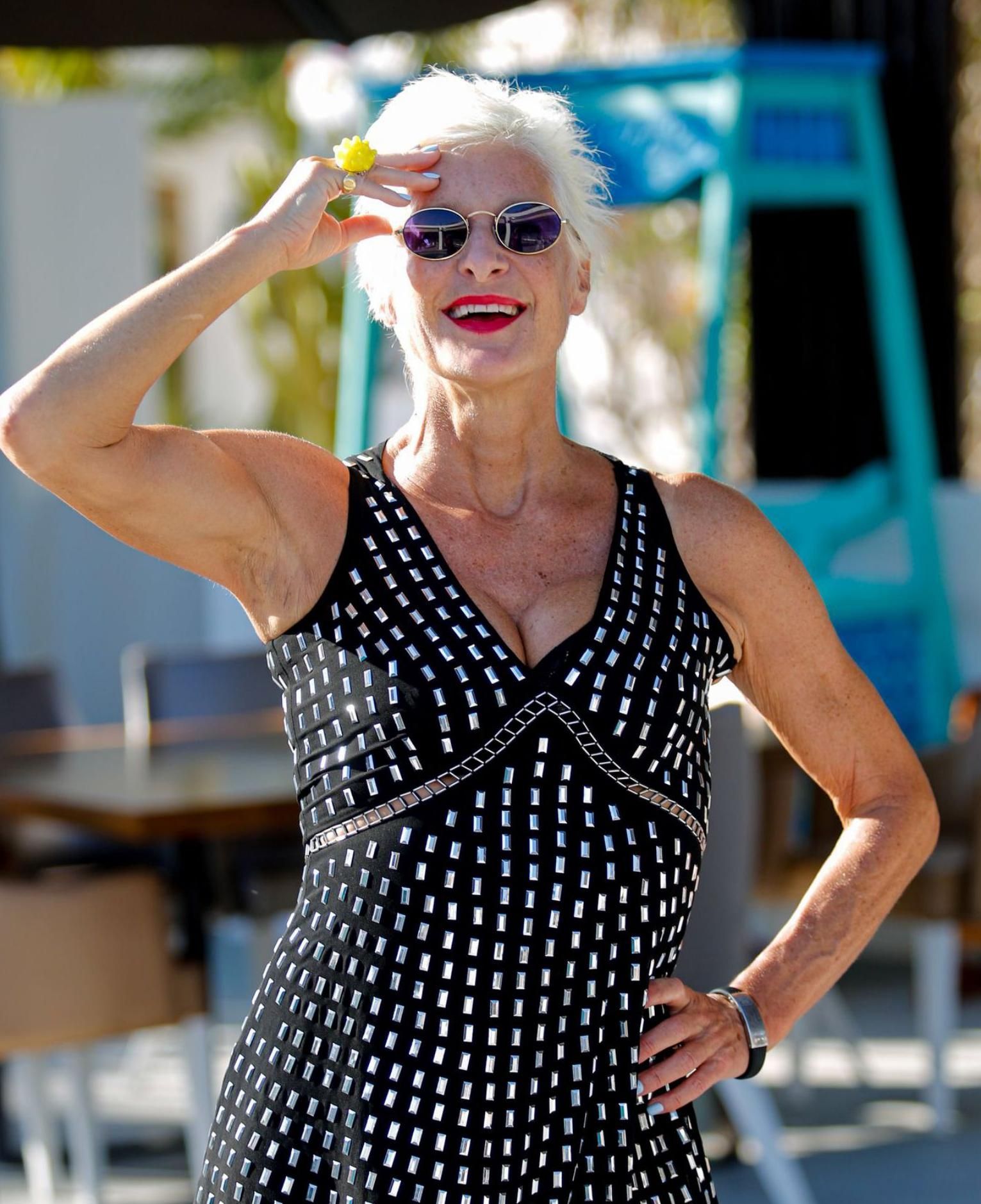 La artista plástica y fotógrafa británica Alison Jackson posa durante su estancia en Ibiza.
