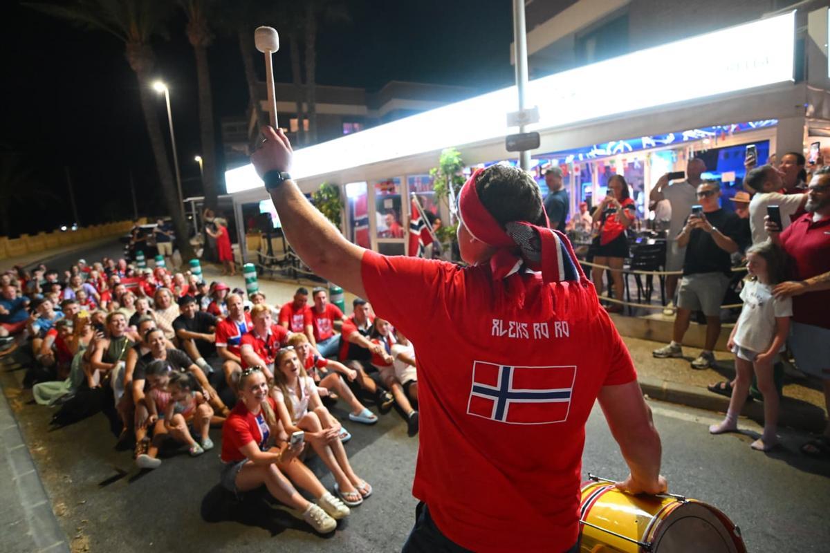 Las mejores imágenes del Noruega-Inglaterra de los cuartos de final del Mundial 2026 en l'Alfàs del Pi