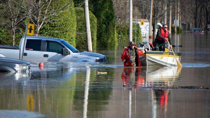 Inundaciones en Canadá obligan a evacuar a más de 7.000 personas