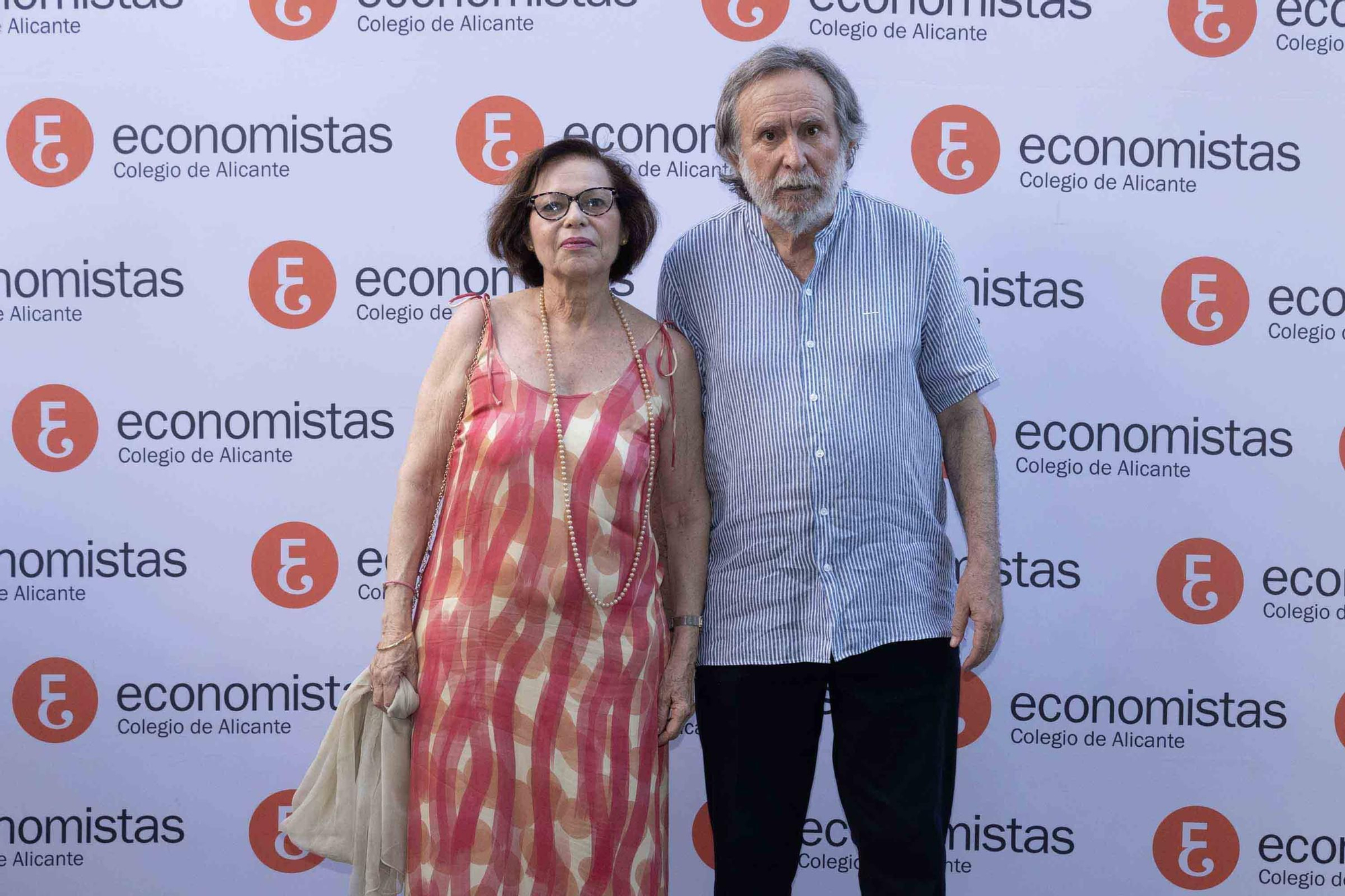El Colegio de Economistas de Alicante celebra su cena anual en honor a su patrón