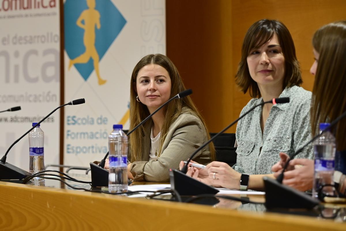 Galería | Debate sobre periodismo deportivo en la UJI