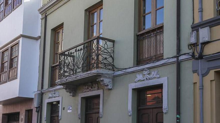 Fachada del edificio don se encuentra Cofely España en La Laguna.