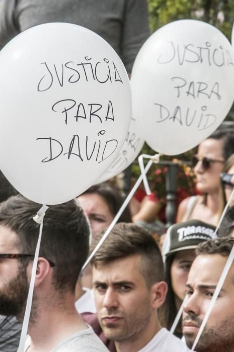 Concentración en Oviedo para pedir justicia para David Carragal