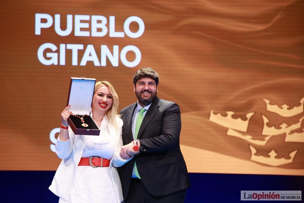 Así ha sido el acto institucional del Día de la Región de Murcia en el Teatro Romea