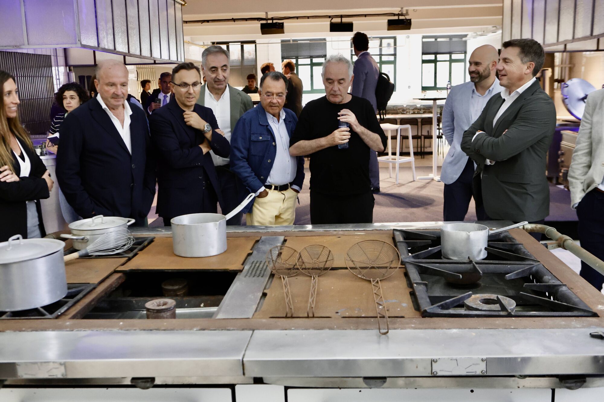 GIJÓN. COCINAS DE LA LABORAL. Charla para profesionales de Ferrán Adriá.