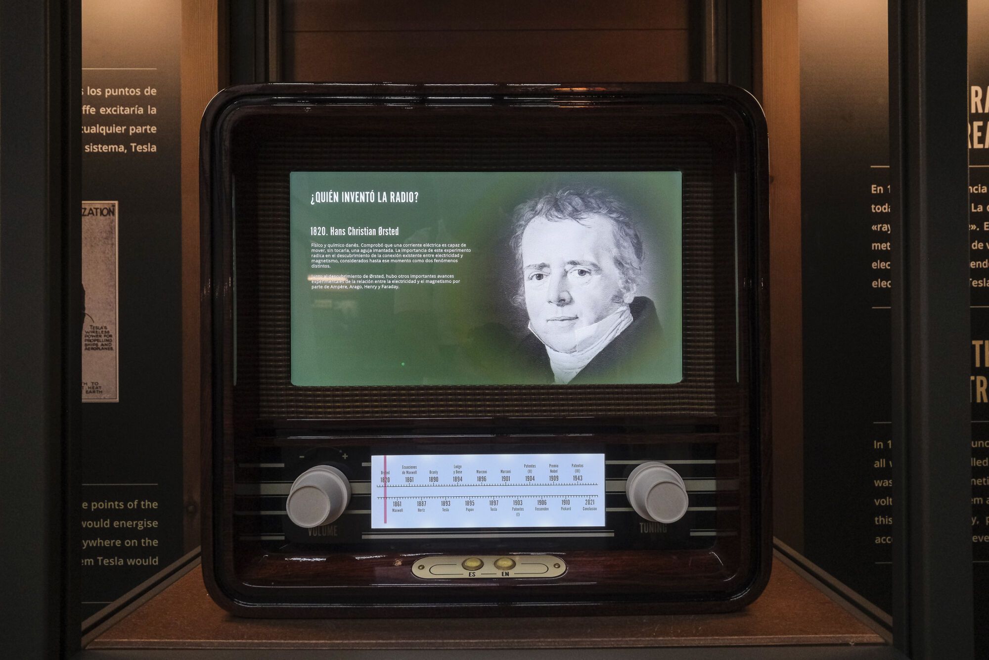 Exposición itinerante sobre Nikola Tesla en el parque de San Telmo