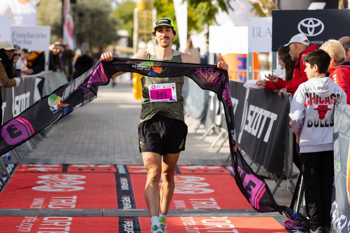 Antonio Martínez se luce en Ibiza