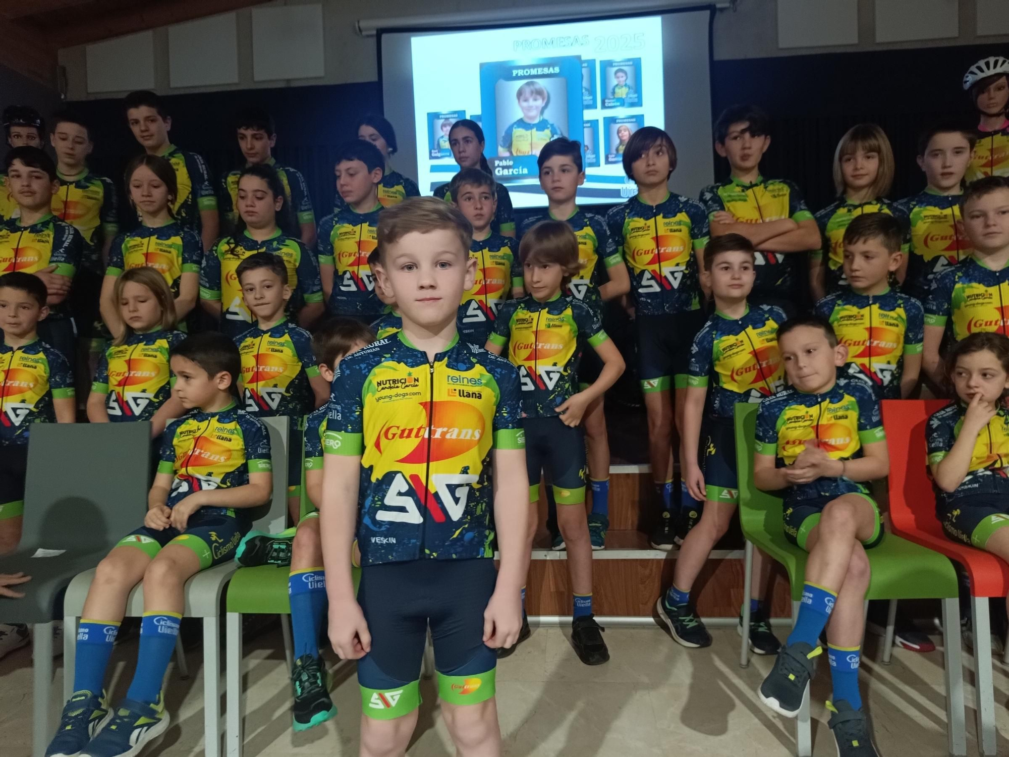 La Escuela de Ciclismo de Viella celebra su Gala Presentación de Temporada