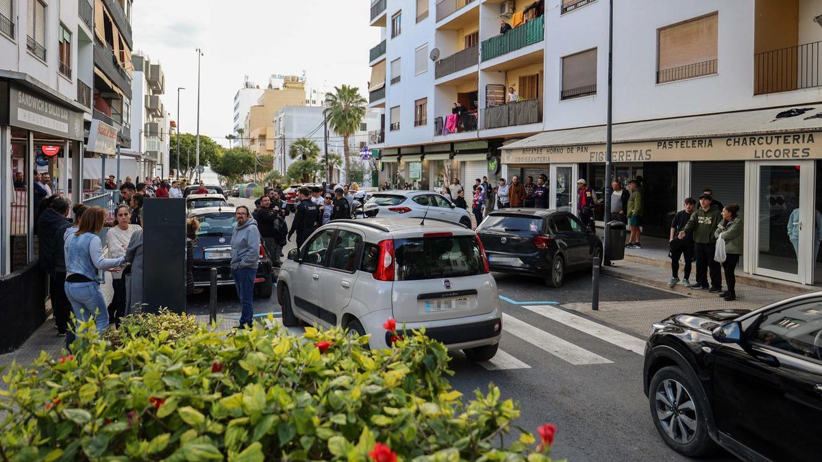IBIZA REYERTA CALLEJERA EN CALLE DE FORMENTERA
