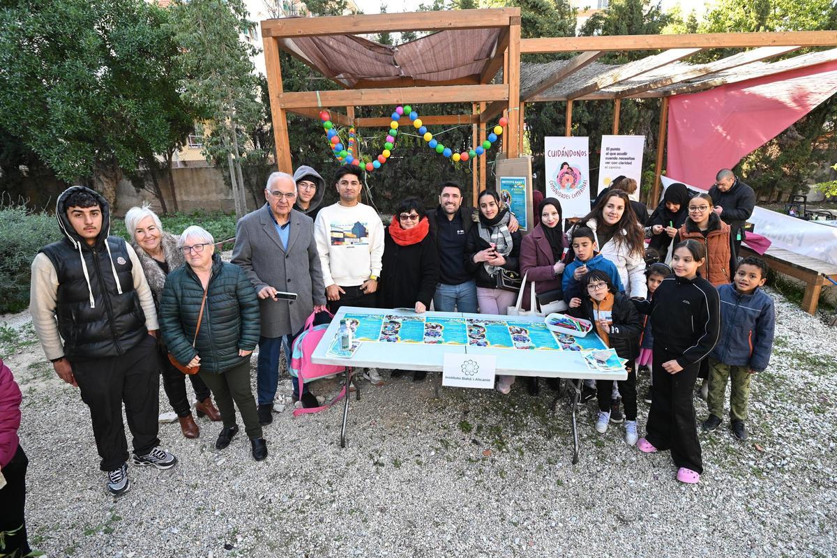 I Feria de Entidades en el Solar Comunitario del barrio Virgen del Remedio