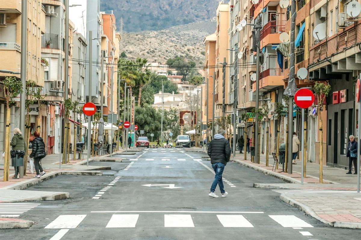 La avendia Alfonso XIII, ya reurbanizada.