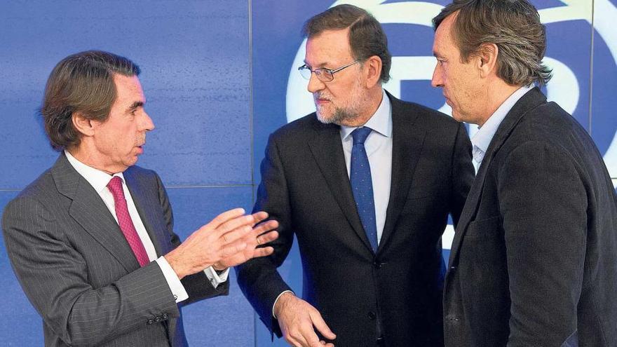 Rajoy se presentará a la reelección en el PP tras pedir Aznar «un congreso abierto»