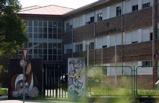 Investigan el 'hackeo' de cuentas personales de docentes del García Barros por estudiantes