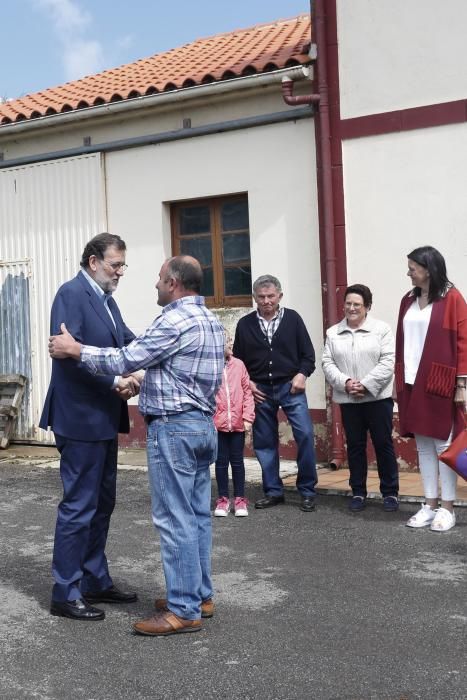 Visita de Mariano Rajoy a una ganadería en Gozón (Asturias)