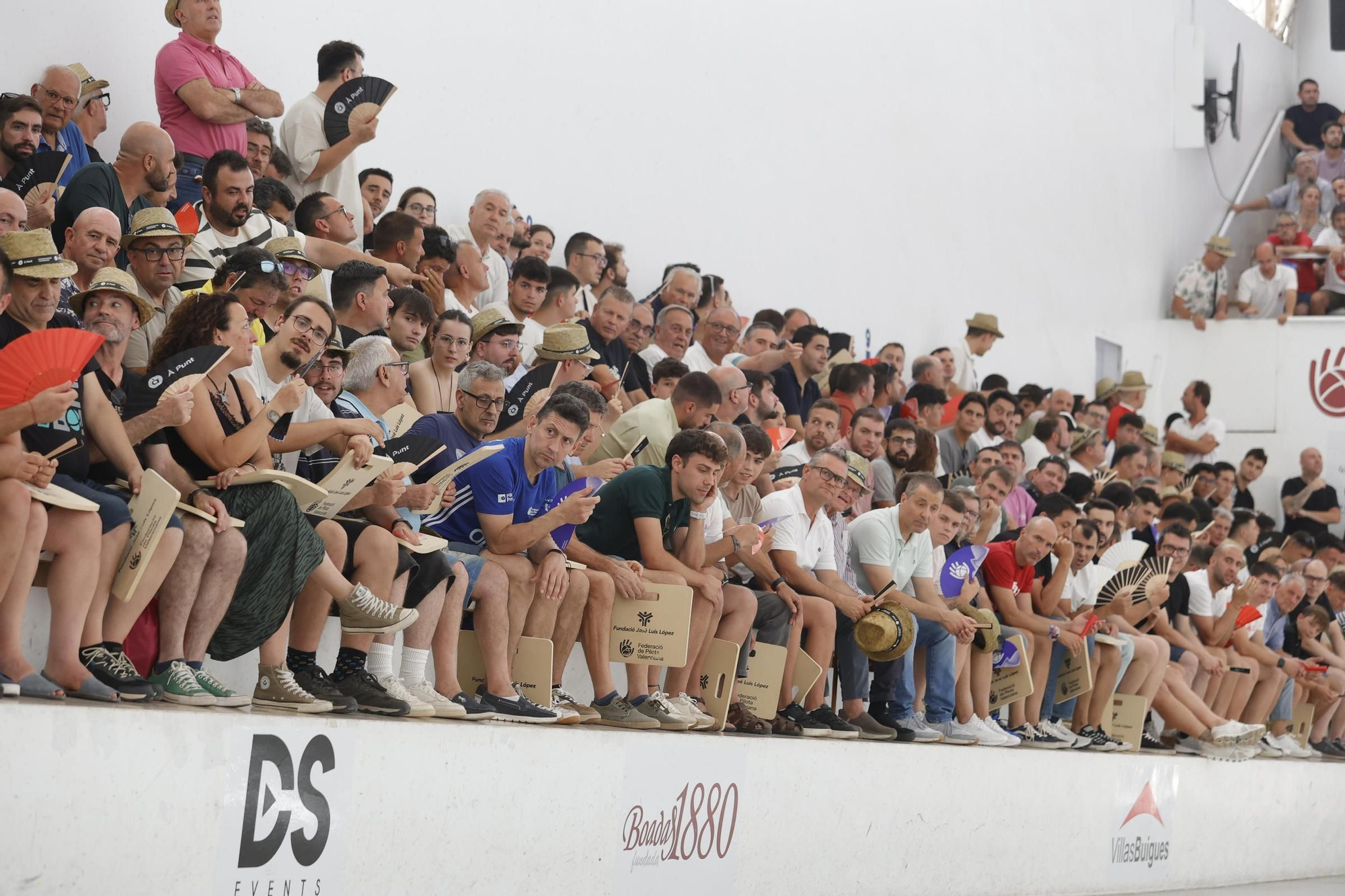 Todas las fotos de la final de escala i corda en Pelayo