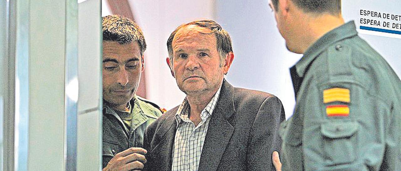 Antonio Serrano, cuando fue detenido por la Guardia Civil  en 2007.