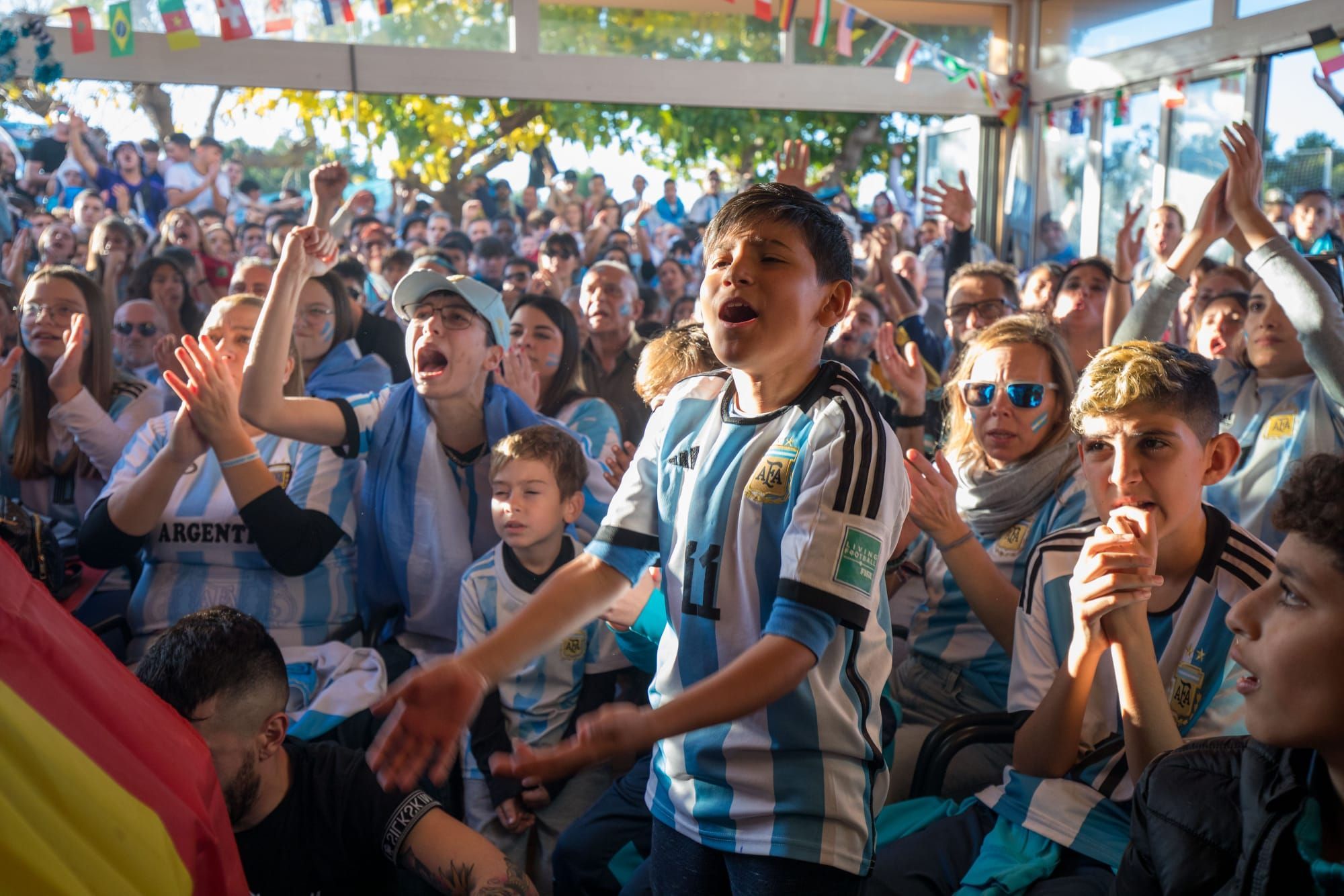 Argentinier feiern in Palma den WM-Sieg ihrer Mannschaft.