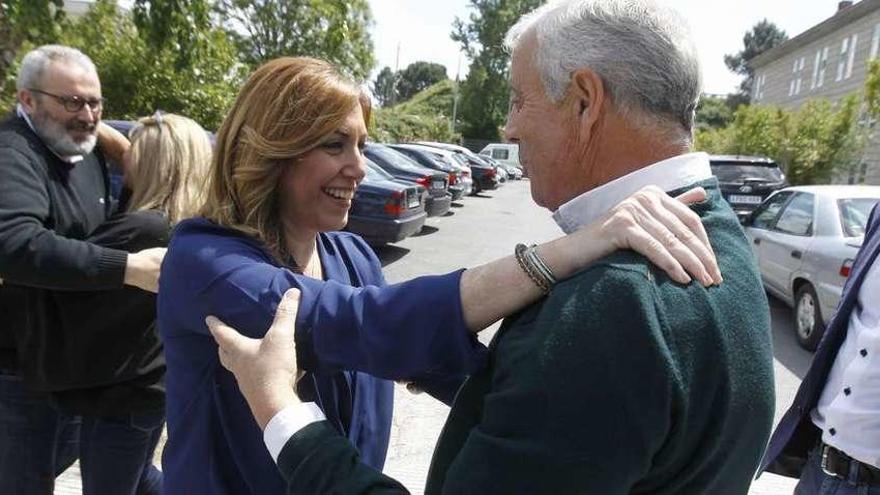 La candidata a la secretaría general del PSOE, con Pachi Vázquez antes del acto en Ourense.