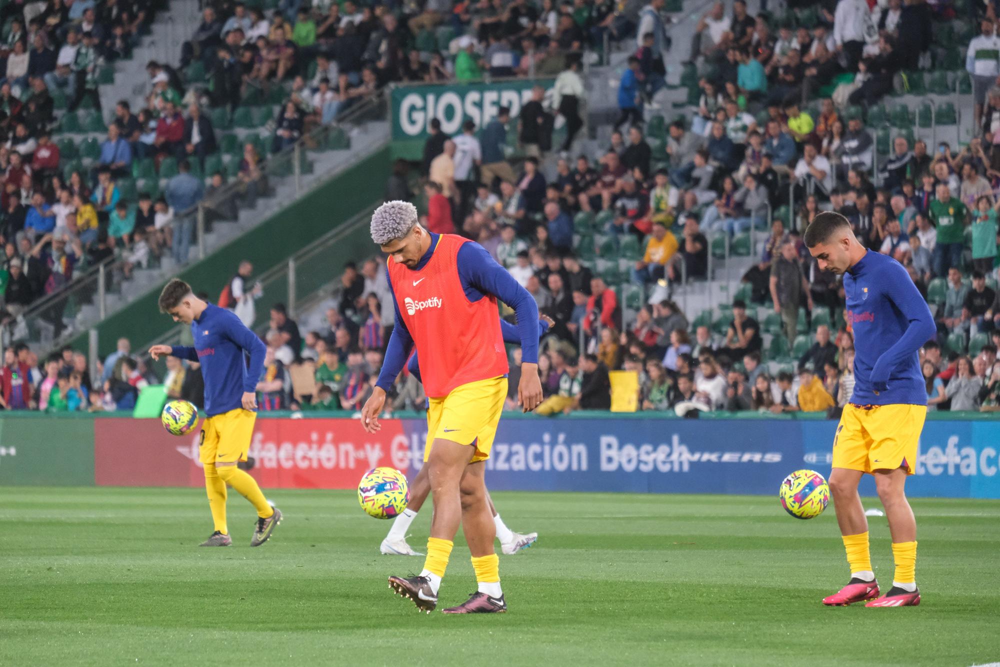 Así se ha vivido el Elche - Barça en el Martínez Valero