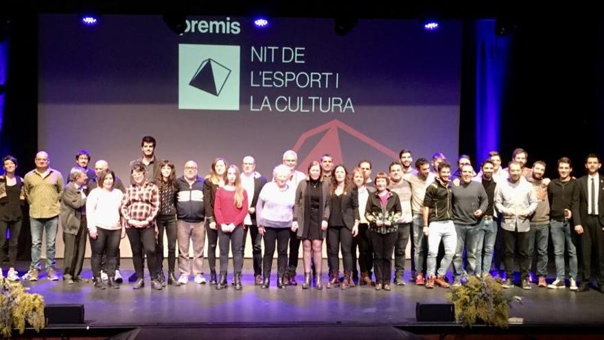 Els gaurdonats en la gala d&#039;esport i cultura de Calaf