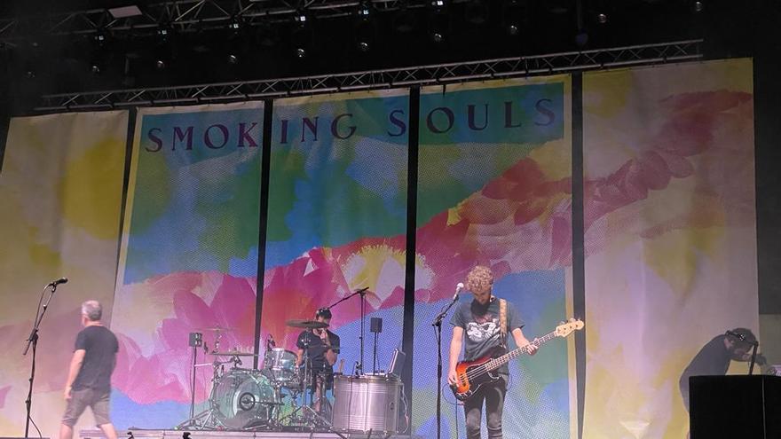 Smoking Souls sacseja Pego amb el seu rock combatiu i l’homenatge a la Gossa Sorda