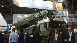 El Ejército analiza con aliados de la OTAN el futuro sistema de lanzacohetes de Escribano M&E